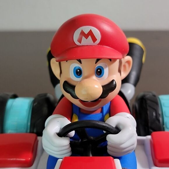 Nintendo Switch Super Mario Kart 8 RC Toy Mini Remote Control Car Racing Deluxe - Picture 11 of 13
